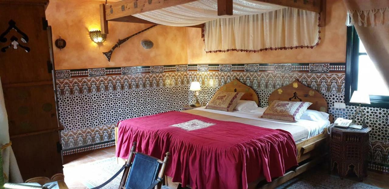 Hotel Amanhavis เบนาบีส ภายนอก รูปภาพ